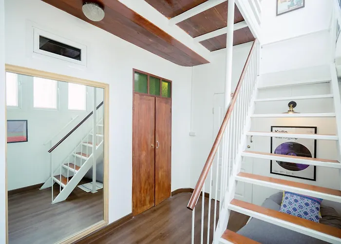 Via Baan Sathorn, City-center With Private Rooftop Near Bts Бангкок