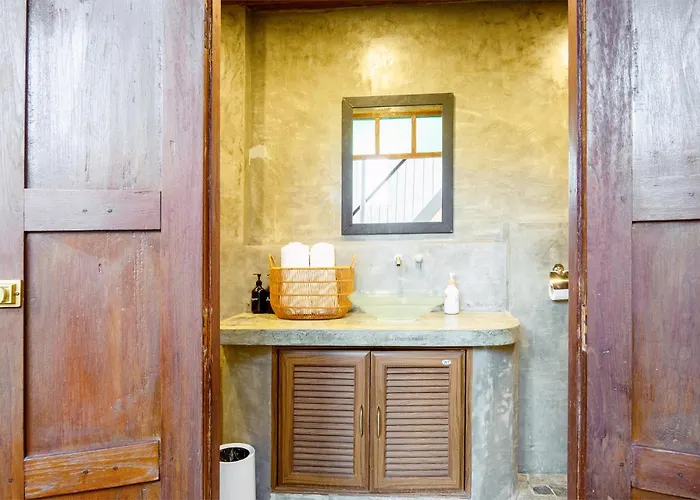 Via Baan Sathorn, City-center With Private Rooftop Near Bts Апартаменты *