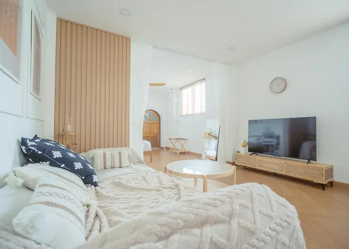 Апартаменты Via Baan Sathorn, City-center With Private Rooftop Near Bts *