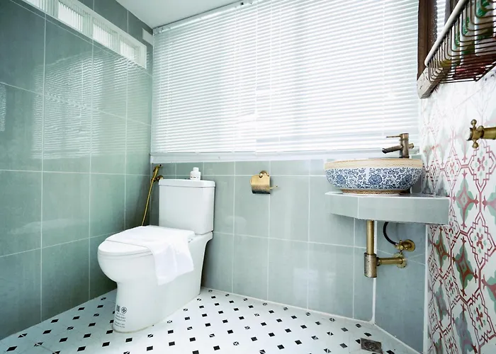 Via Baan Sathorn, City-center With Private Rooftop Near Bts *